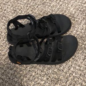 Teva black strapped sandals